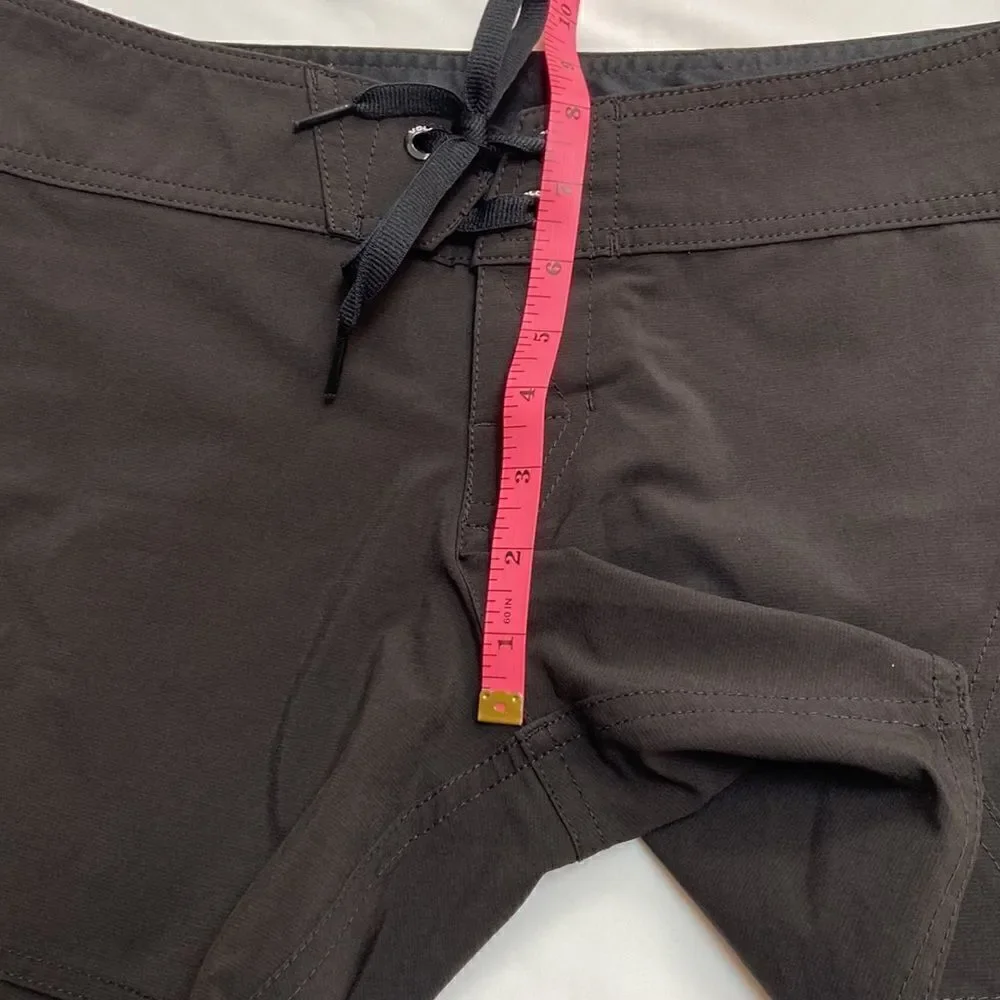 Volcom Swim Shorts size 5 - Picture 4 of 8